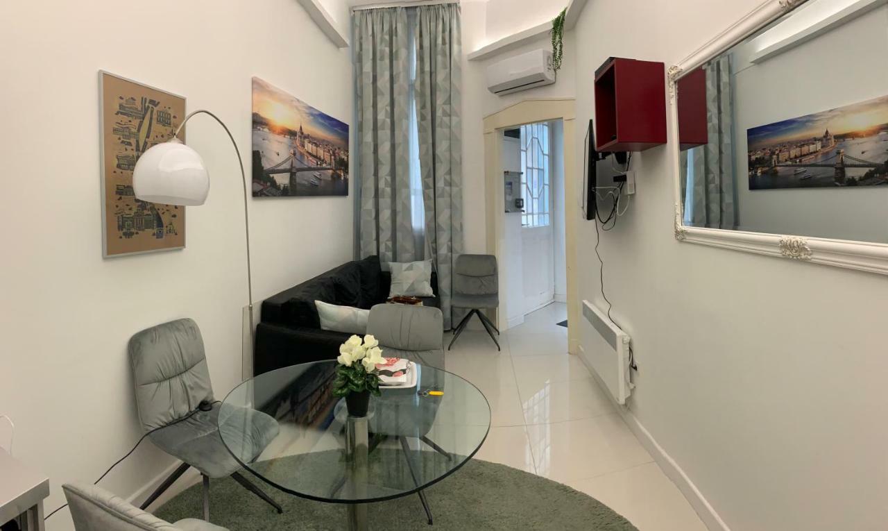City Corso Apartman Budapešť Exteriér fotografie