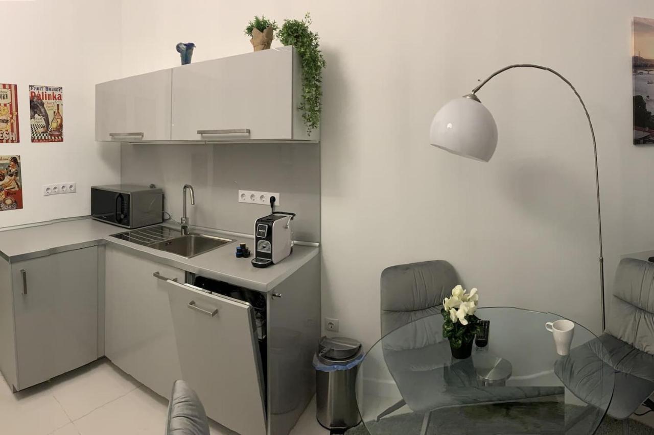 City Corso Apartman Budapešť Exteriér fotografie